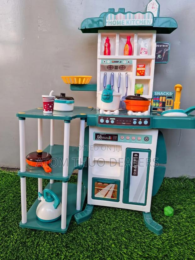 Kitchen Set Available - main view