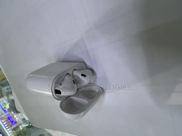 Original Apple Airpods 2 Headset - thumbnail 4