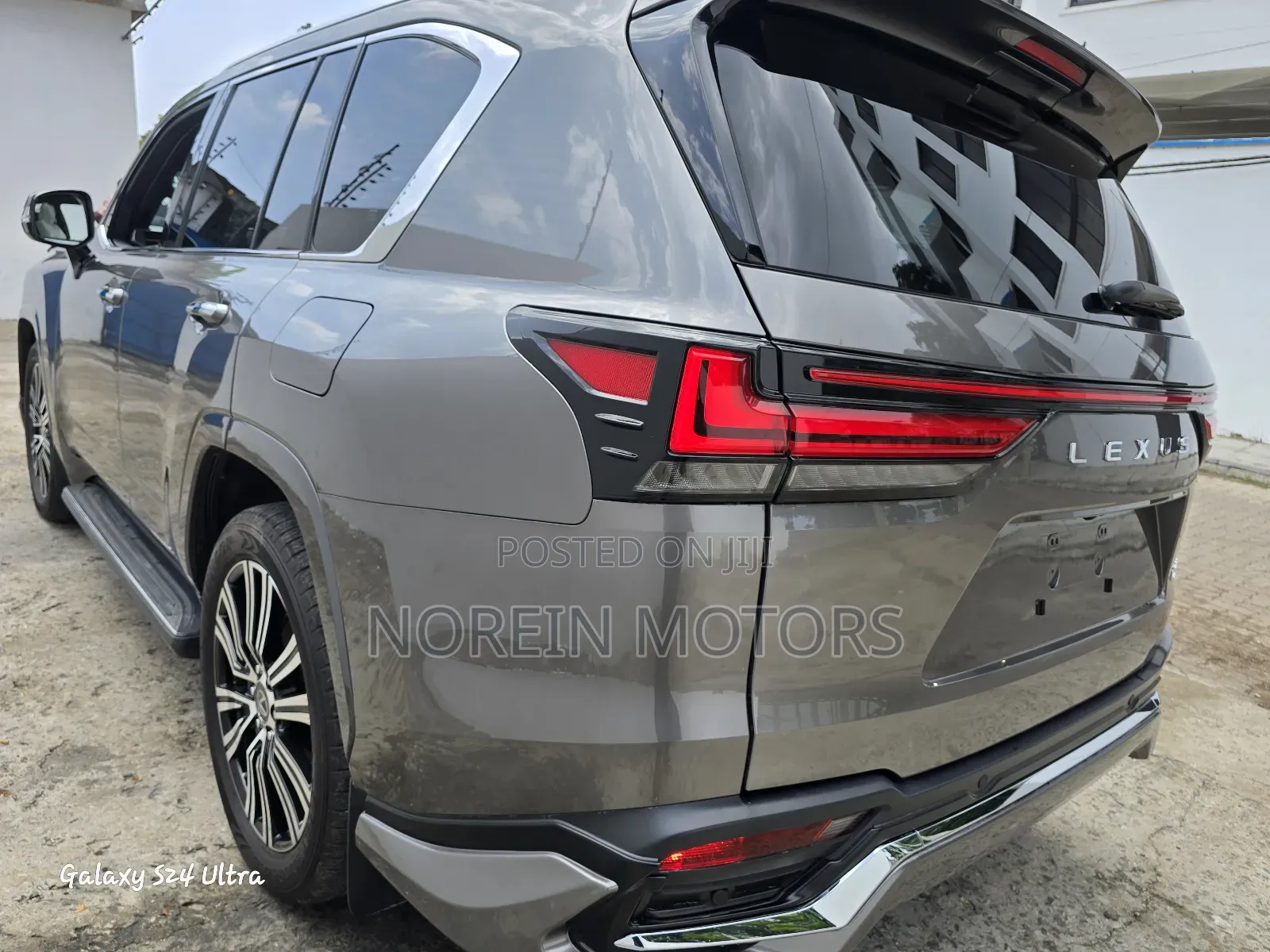 New Lexus LX 2024 Silver