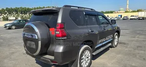 Toyota Land Cruiser Prado 2018 Brown