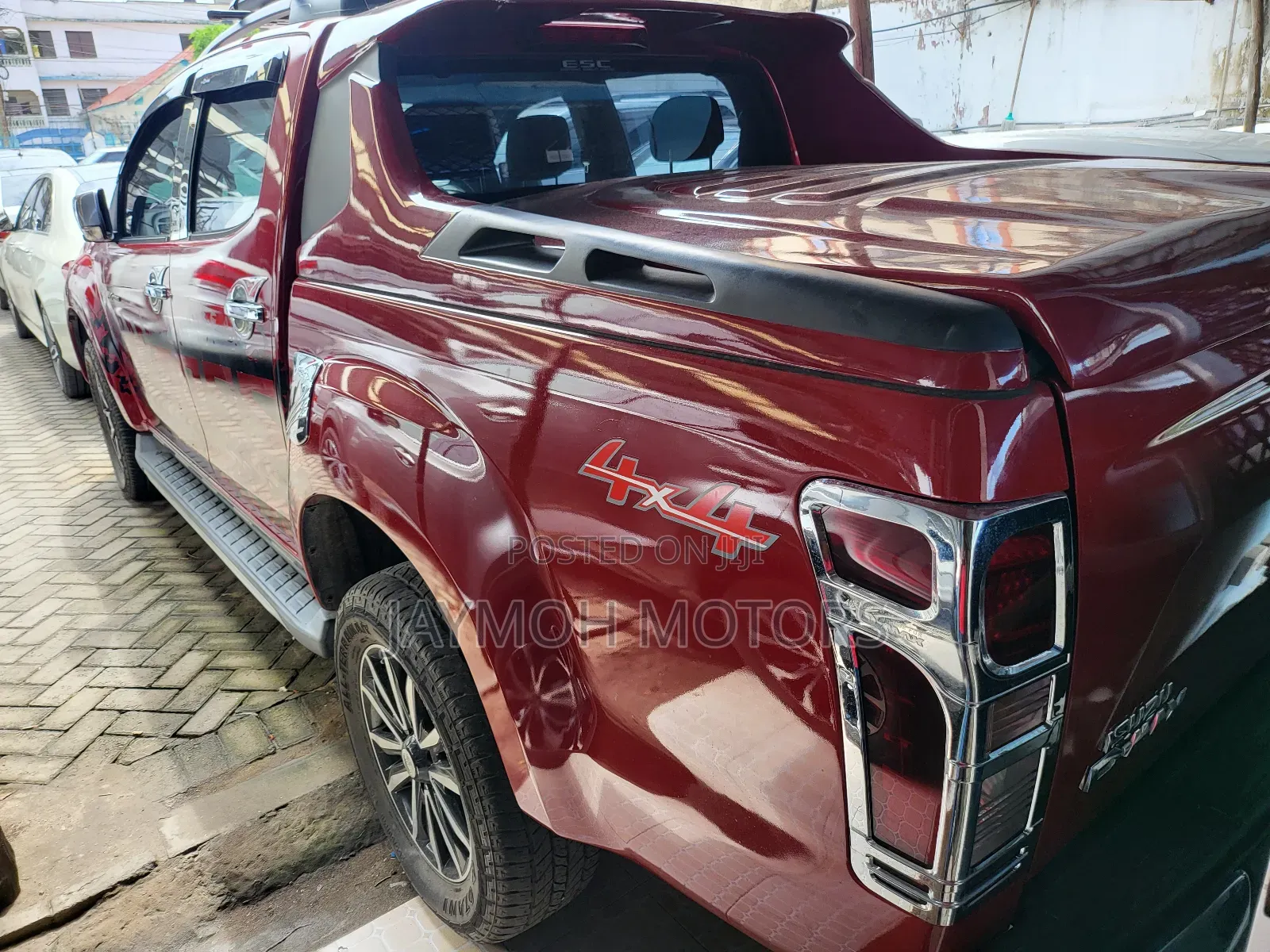 Isuzu D-MAX 2018 Red