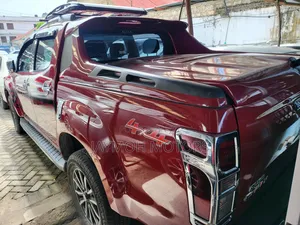 Isuzu D-MAX 2018 Red