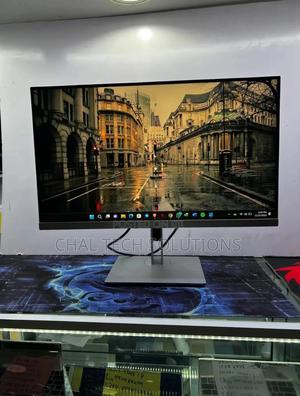 Hp E273q 27 Inches Edge to Edge Resolution Super Clean - main view