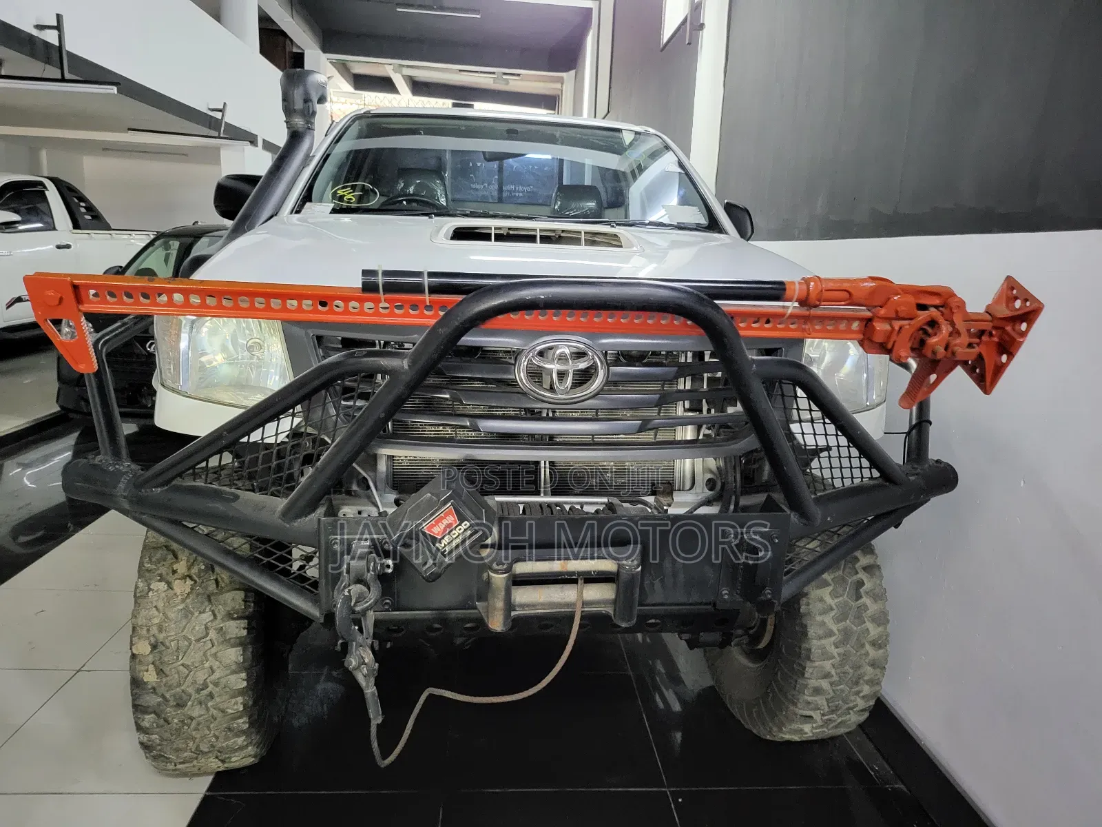 Toyota Hilux 2016 White