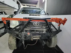 Toyota Hilux 2016 White