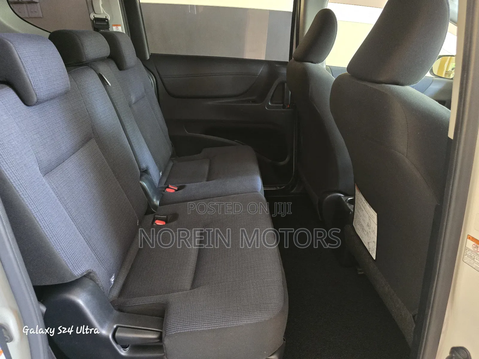 Toyota Sienta 2017 White