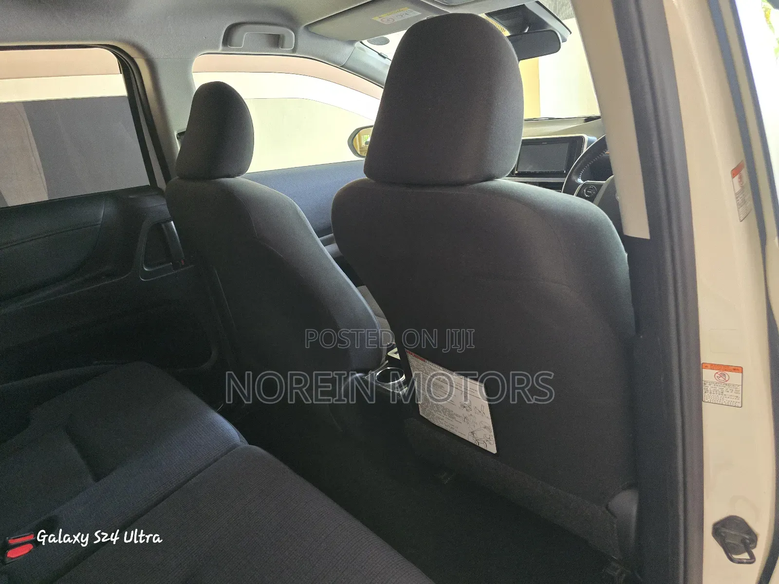 Toyota Sienta 2017 White