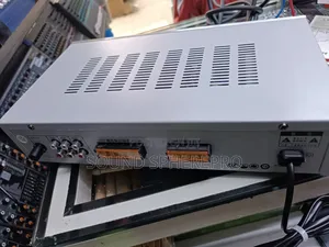 Uni Sound SA-9016 Amplifier