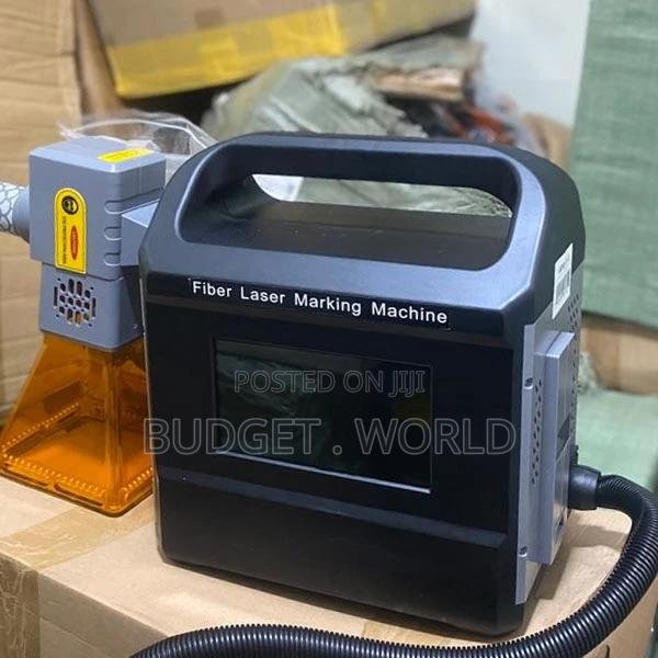 Metal Nometall at Andheld Laser Engraving Max Laser Source - main view