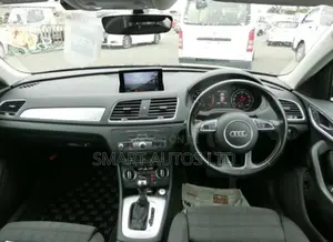 Audi Q3 2017 Black