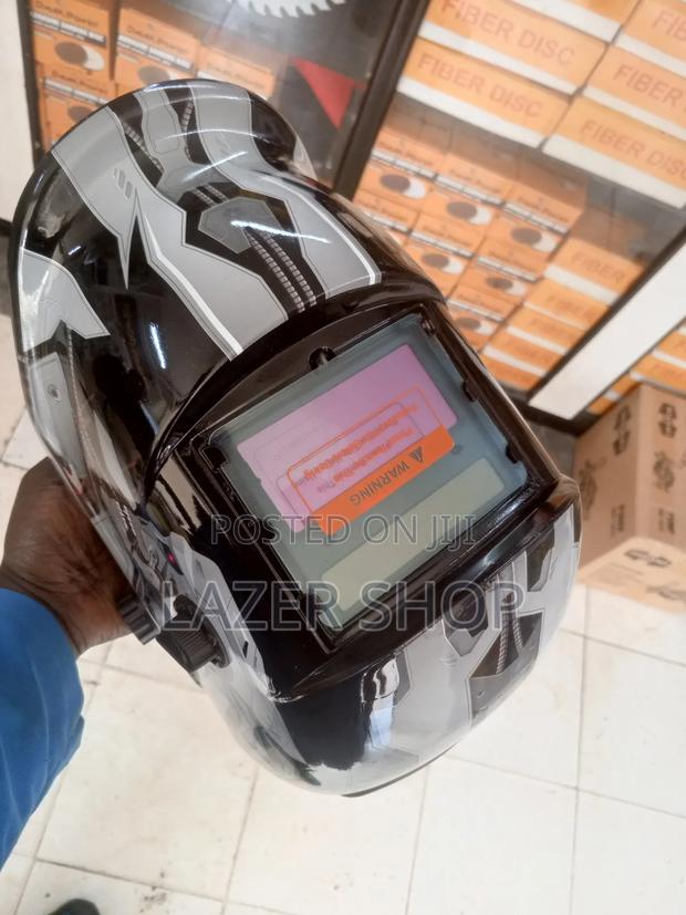 Auto Darkening Helmet - thumbnail 3