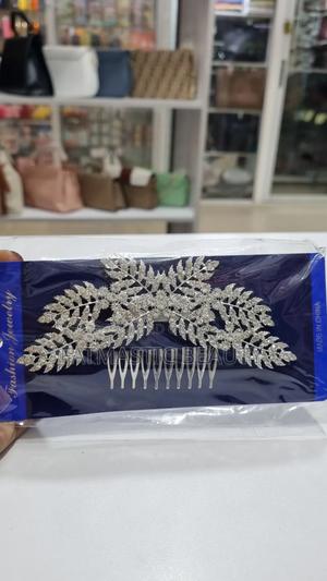 Pretty Bridal Hair Clip - thumbnail 2