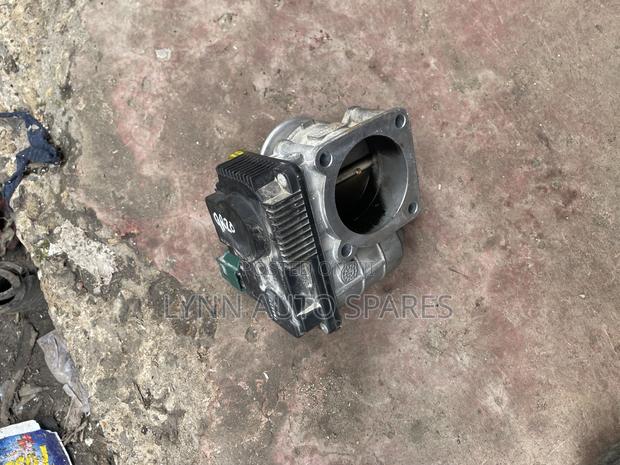 QR20 Engine Throattle Body - main view