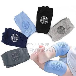 Baby Knee Pad for Safe Crawling - main view
