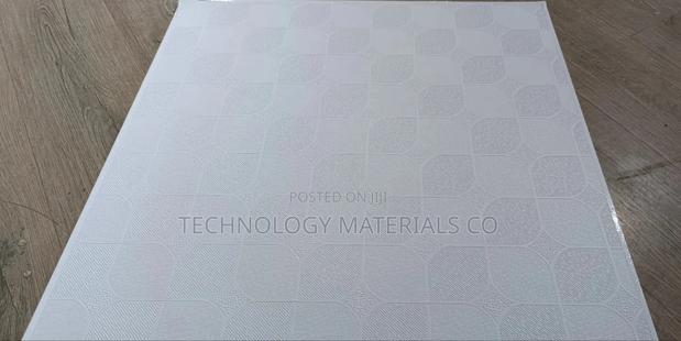 High Moisture Resistant THUMB Gypsum Ceiling Tiles. - thumbnail 3