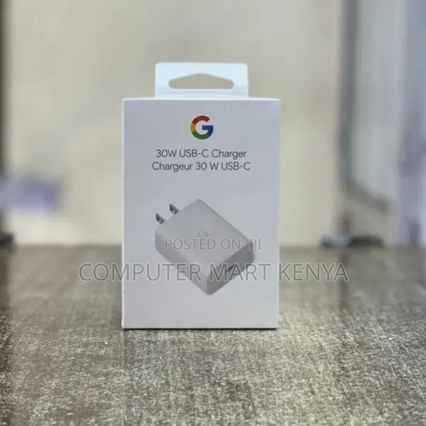 Google 30W USB C Power Adapter - thumbnail 2