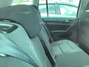 Volkswagen Golf Variant 2017 Burgundy