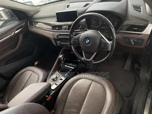 BMW X1 xDrive28i AWD 2017 Black