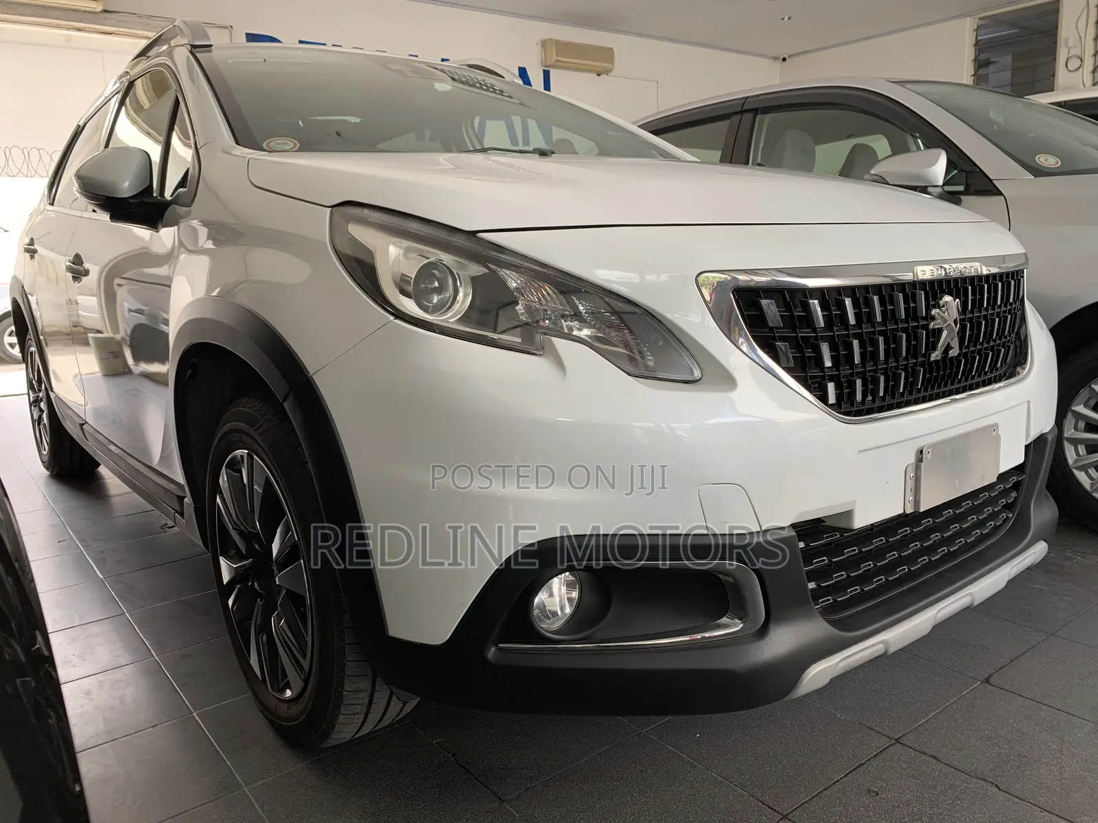 Peugeot 2008 1.2 PureTech (110 Hp) 2017 White