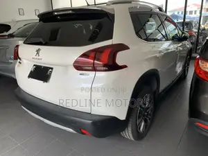 Peugeot 2008 1.2 PureTech (110 Hp) 2017 White
