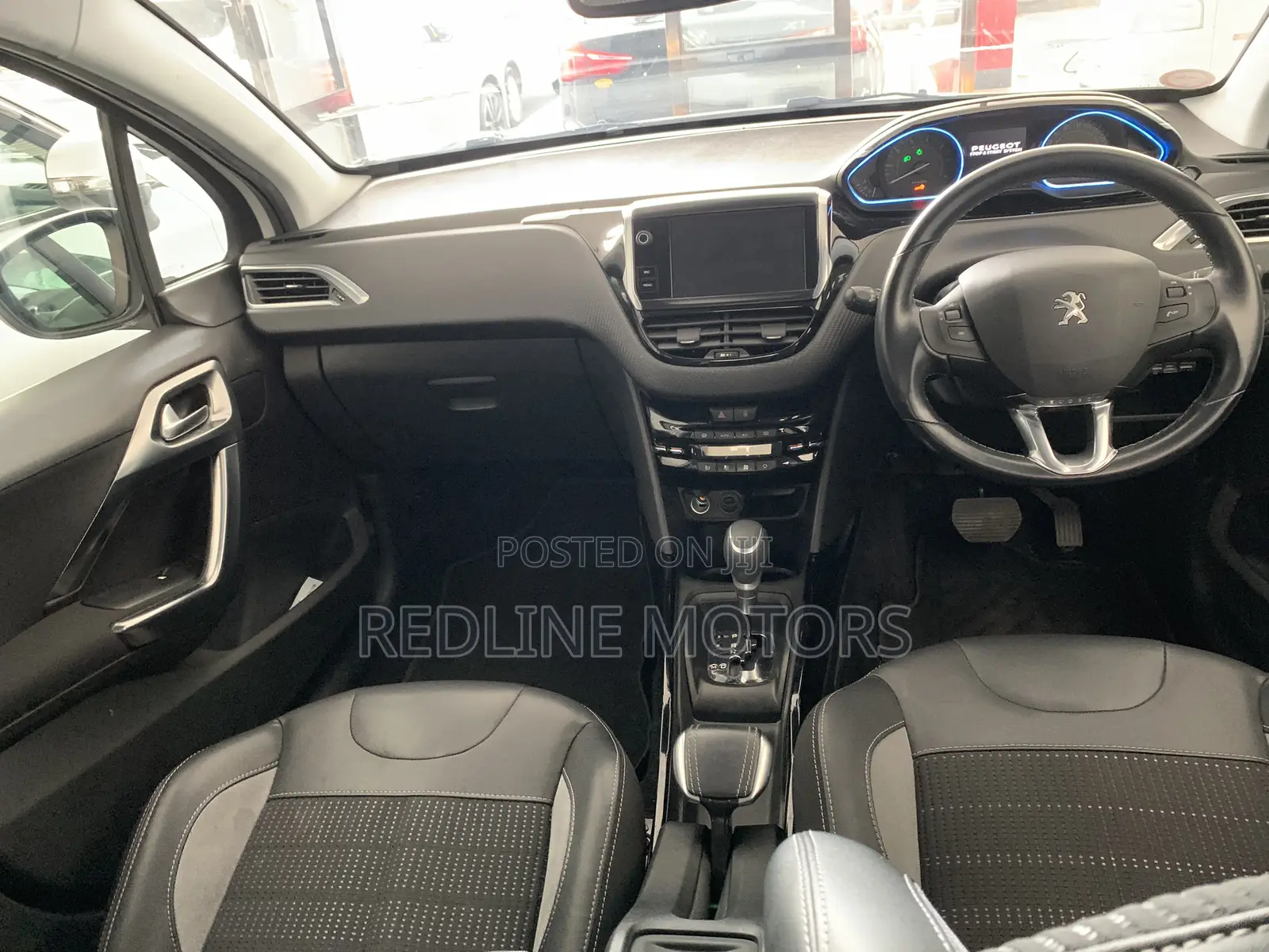 Peugeot 2008 1.2 PureTech (110 Hp) 2017 White