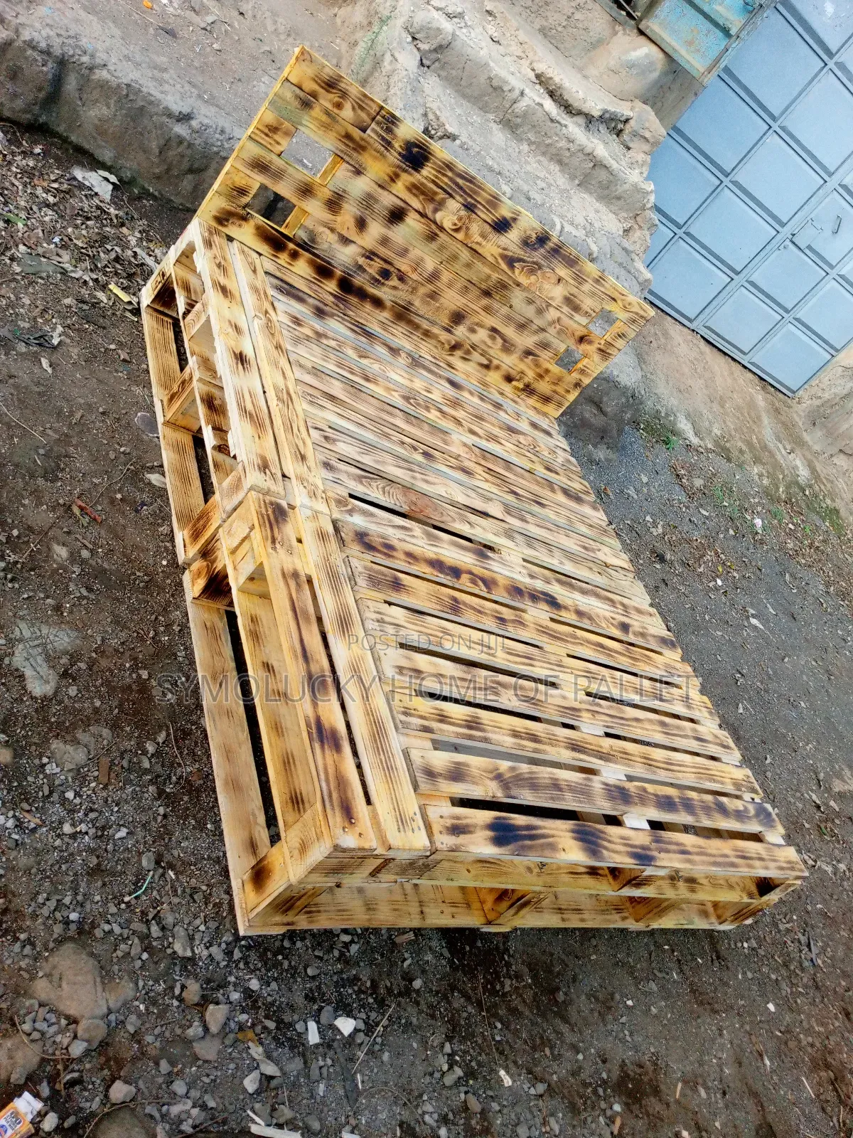 Blazed 5*6 Pallet Bed.Queens Suze