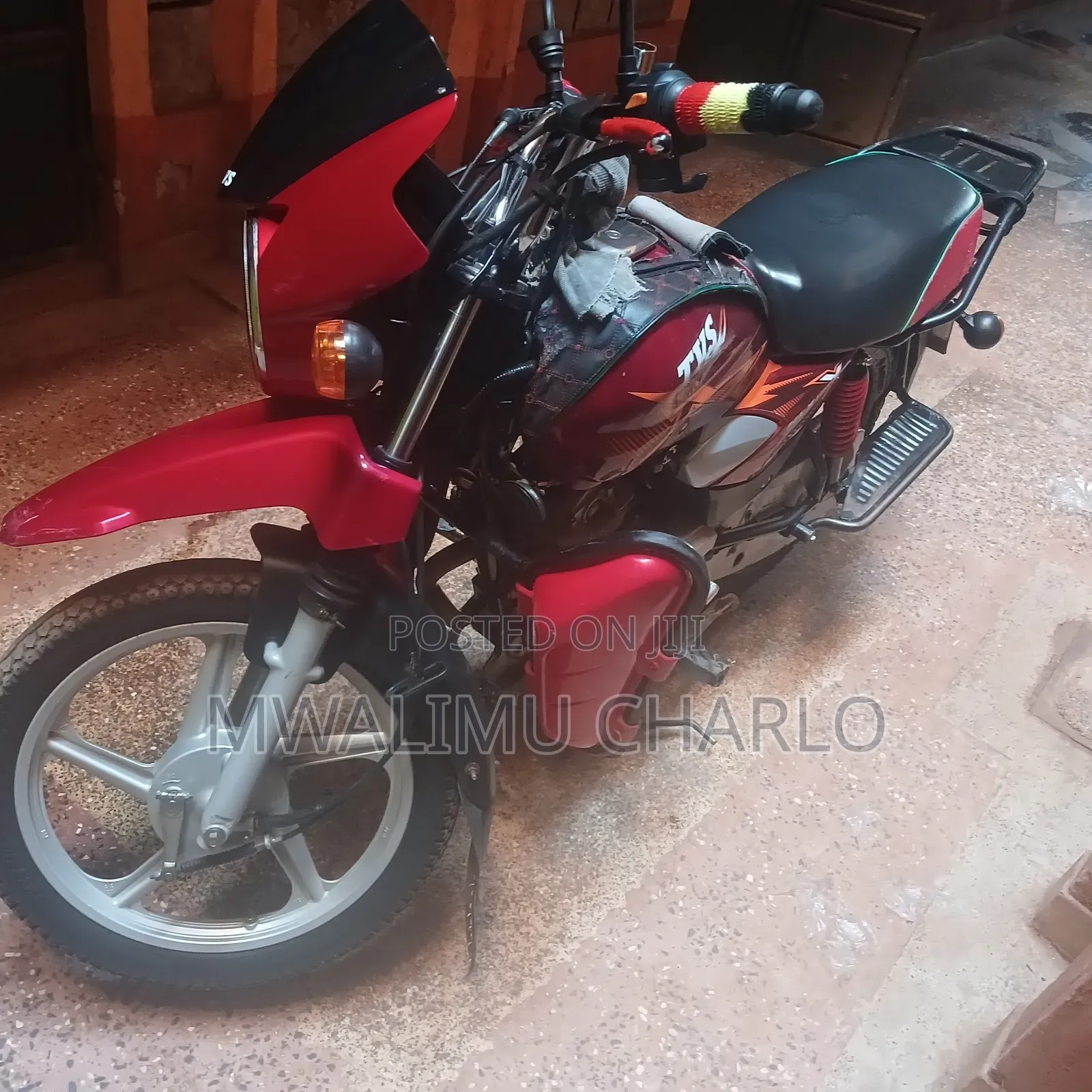 TVS HLX Plus ES 2023 Red