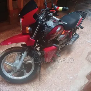 TVS HLX Plus ES 2023 Red