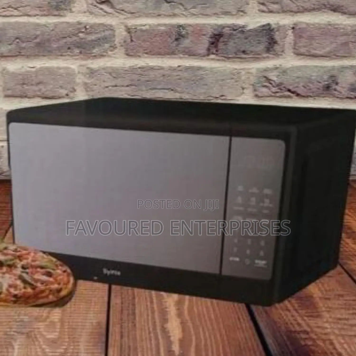 Syinix Black Digital Microwave 700 Watts