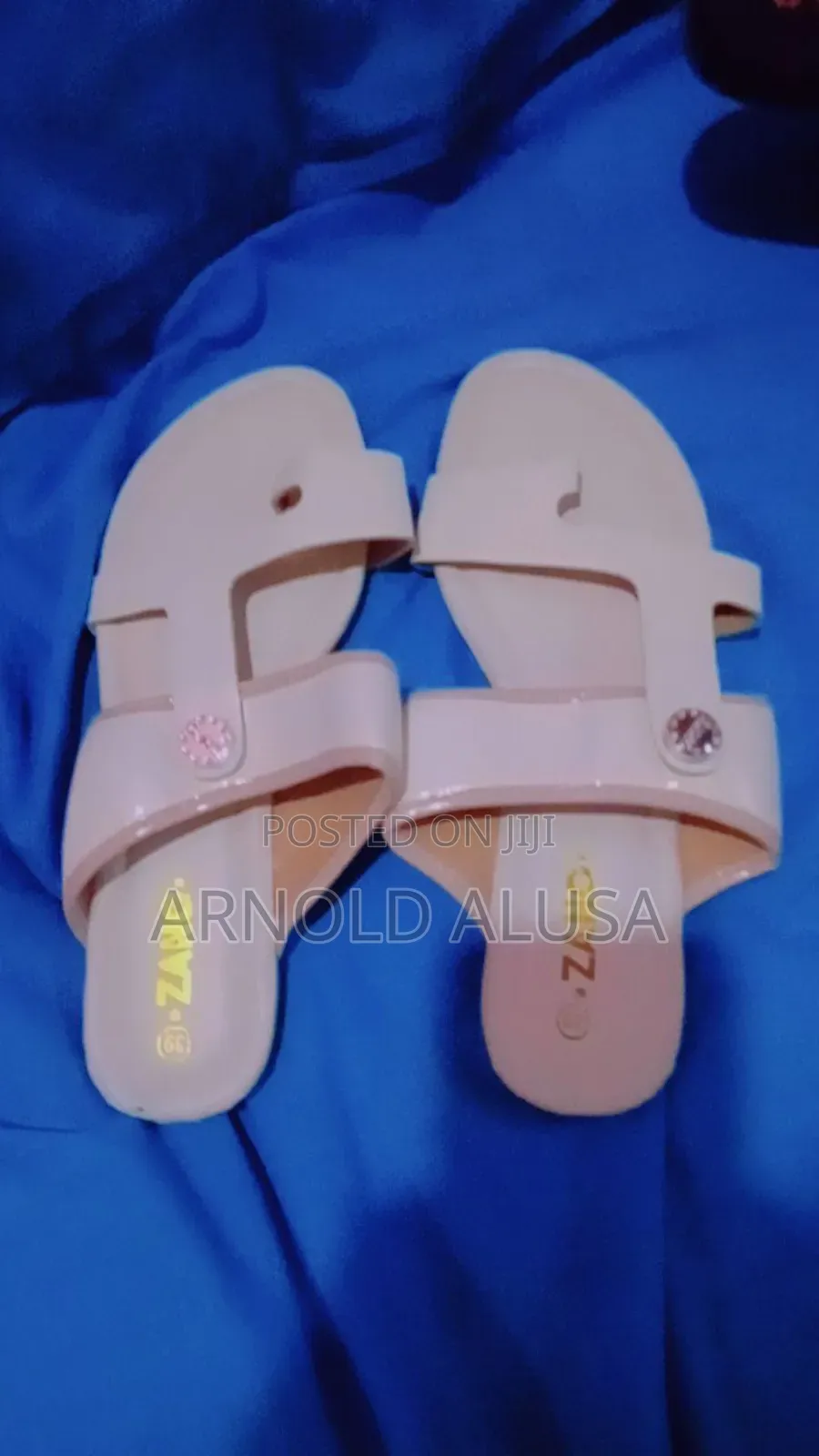 Flats and Crocks