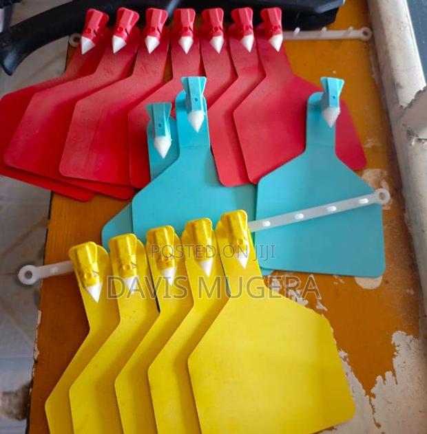 Highly Visible Long-Lasting TPU Cattle Ear Tags Zed Zee Tags - main view