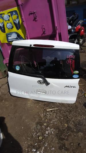 Boot or Tailgate Daihatstu Mira L285S