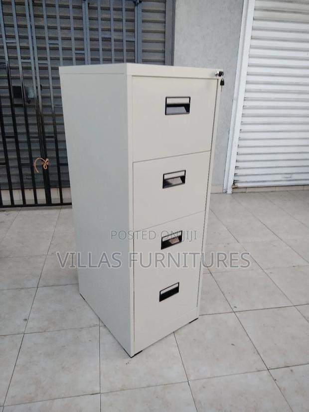Metallic 4 Drawer Lockable File Cabinet