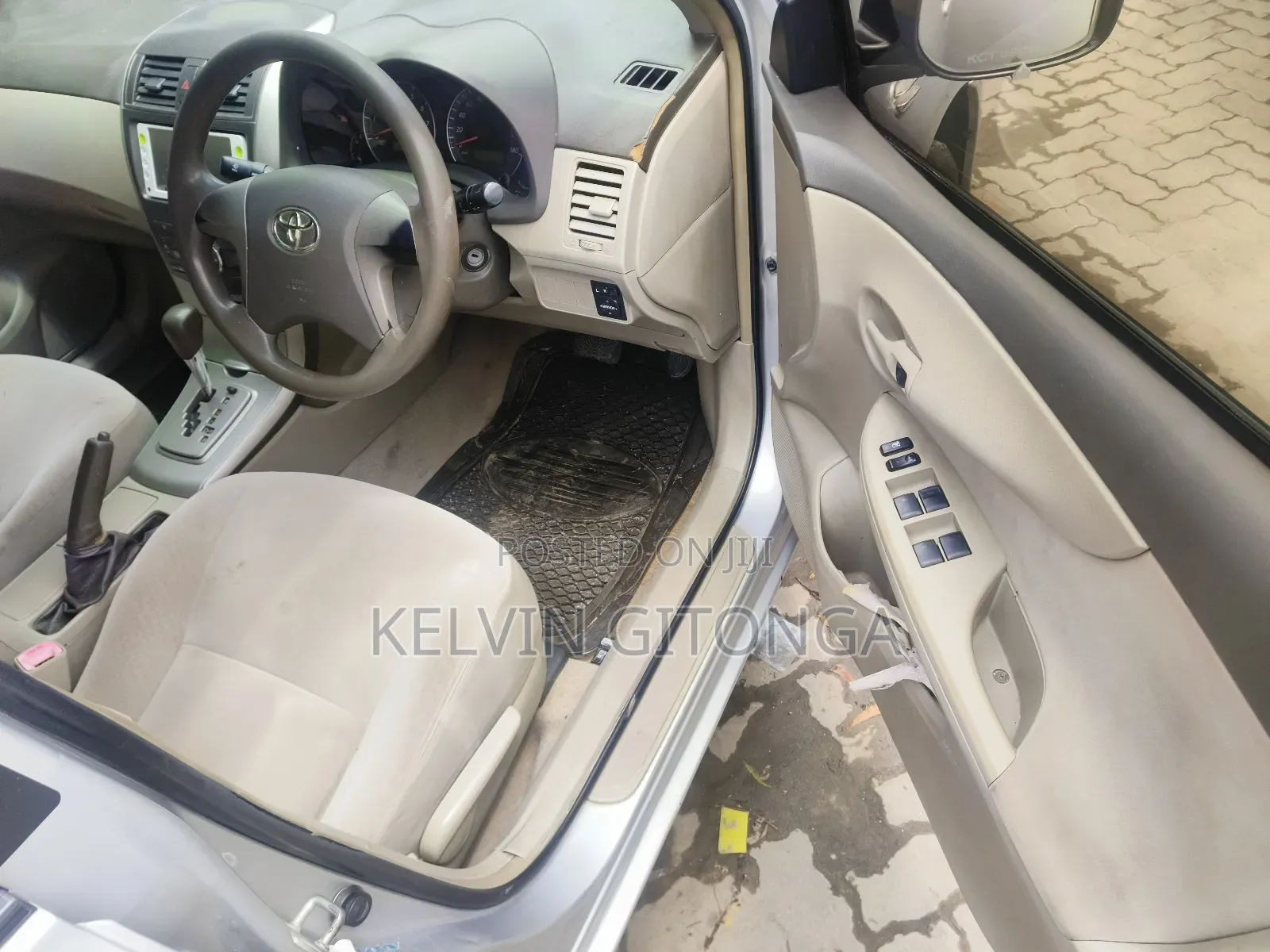 Toyota Axio 2012 Silver