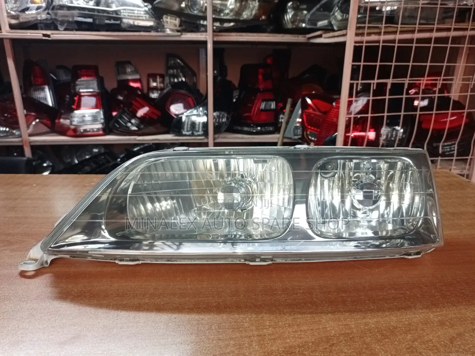 Left Hand Side GX100 Clear Nonzenon Headlight