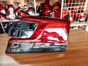 Vellfire Rhs Bootlight Agh30