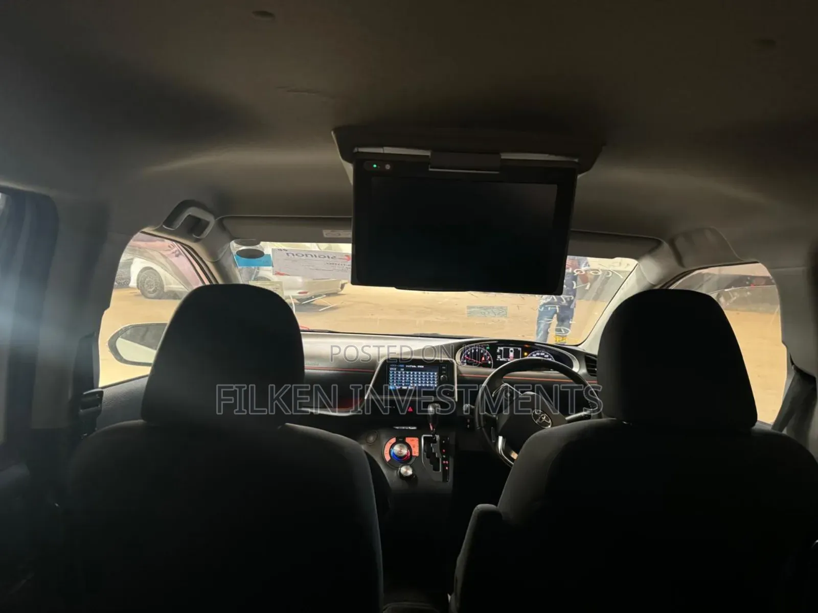 Toyota Sienta 1.5 FWD (6-seater) 2019 White