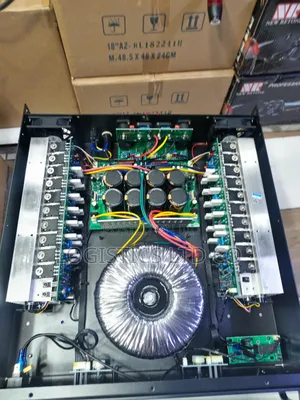 Peavey Cs4000 Class Ab Professional Power Amplifier
