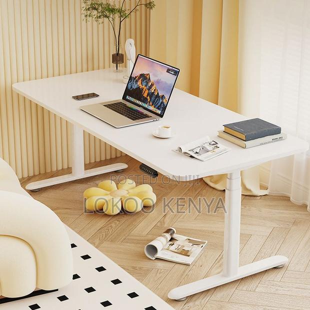 Office Desk: Manually Adjustable Office Desk - thumbnail 4