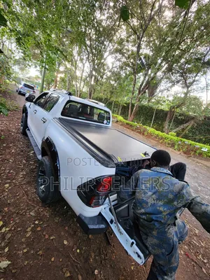 Aluminium Boot Cover Double Cab Available for Toyota Hilux,F
