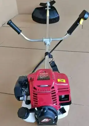 Clearing Brush Cutter 2 Stroke