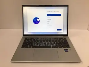 New Laptop HP EliteBook 840 10 16GB Intel Core I7 SSD 512GB