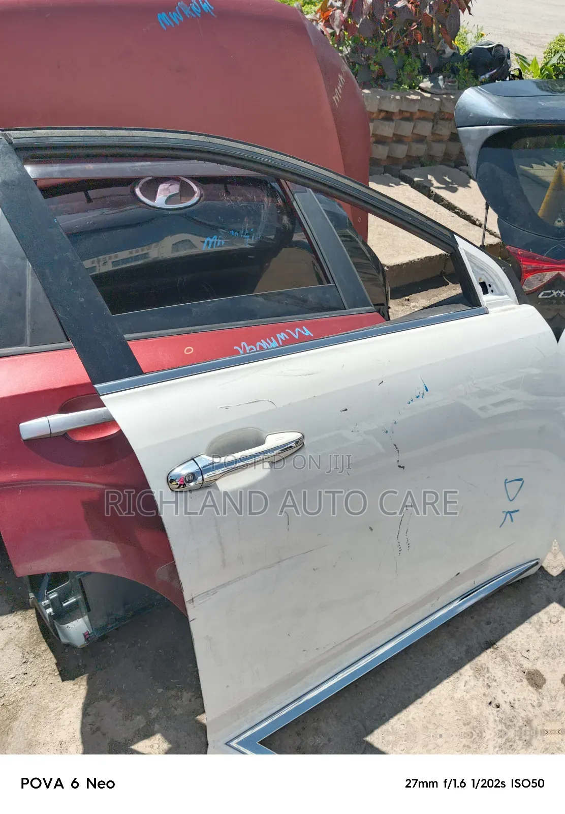 Harrier Zsu60 Front Door