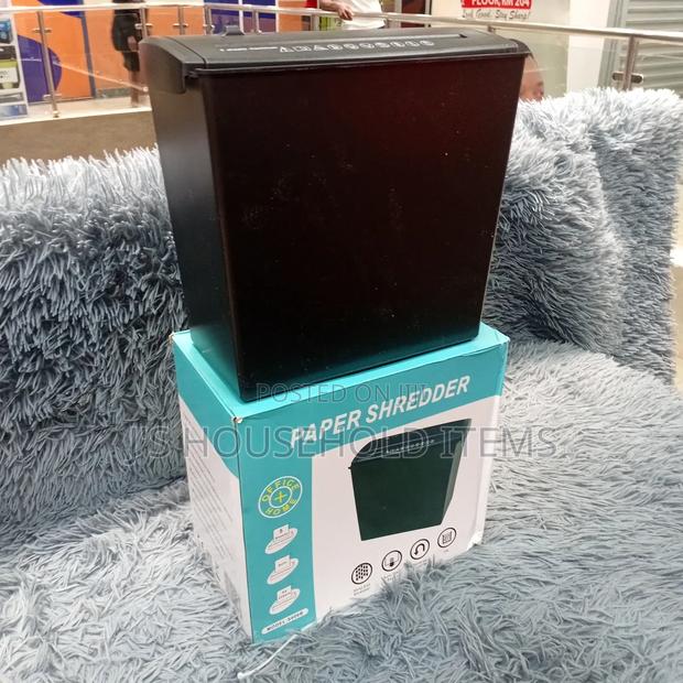 Paper Shredder - thumbnail 2