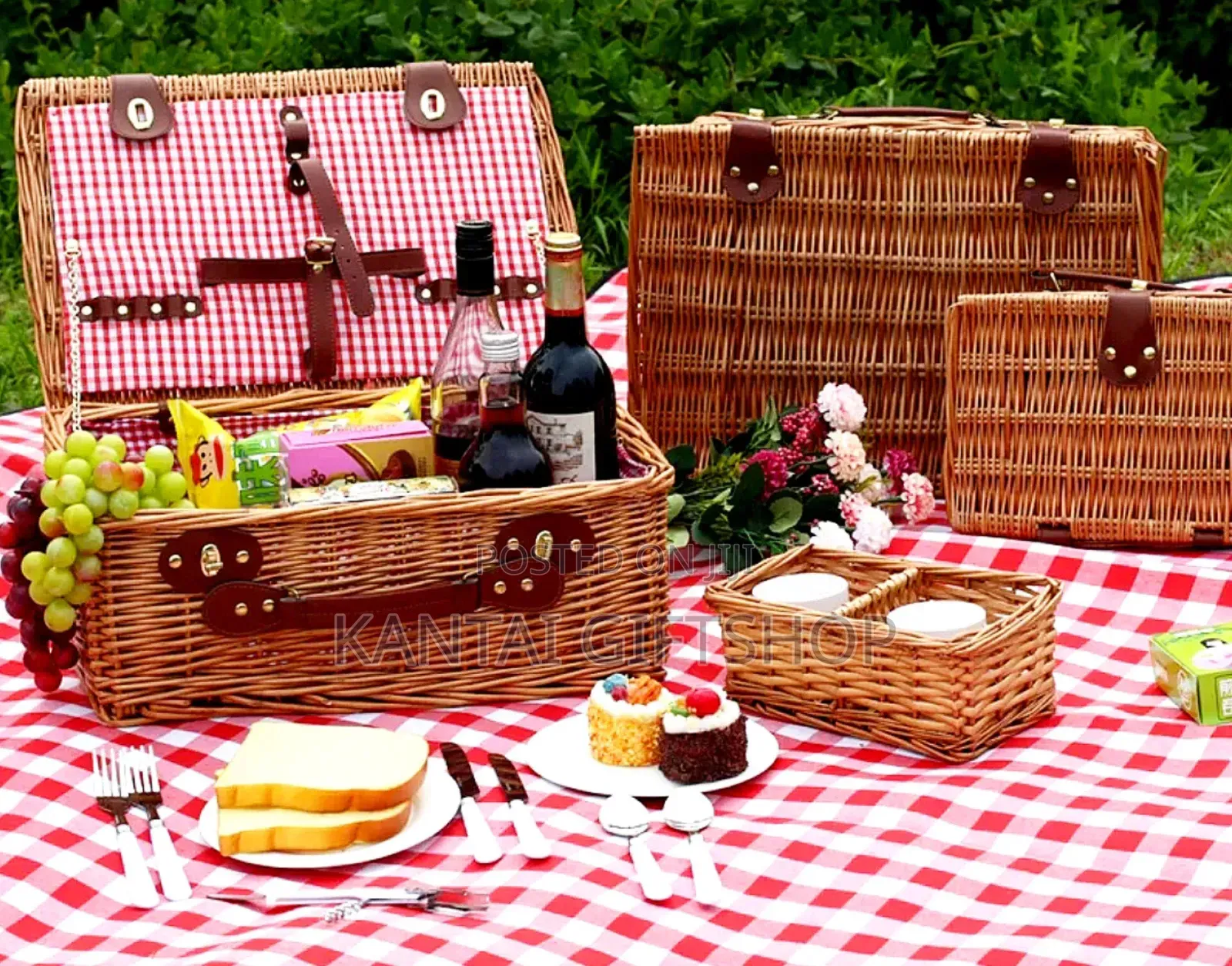 Wicker Picnic Basket