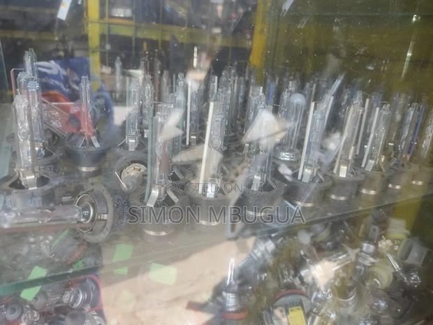 Xenon Headlight Bulbs Available - thumbnail 3