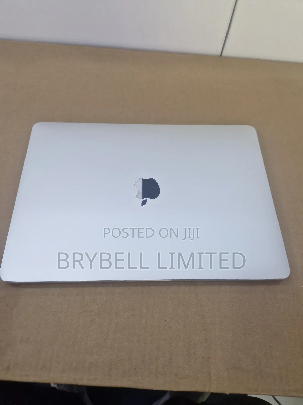 Laptop Apple MacBook Pro 2017 8GB Intel Core I5 SSD 256GB