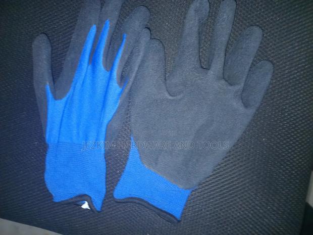 Cut Resistant Gloves - main view