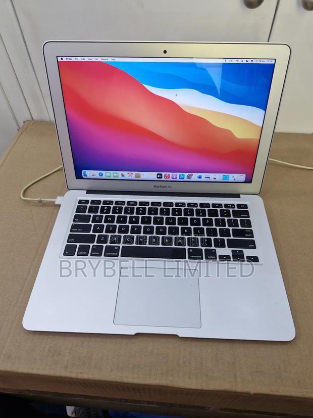 Laptop Apple MacBook Air 2017 8GB Intel Core I5 SSD 128GB - main view