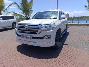 Toyota Land Cruiser 2013 White